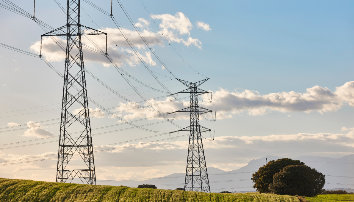 Featured image for “NextEra seeks transmission rate incentives for $900M power line in MISO”